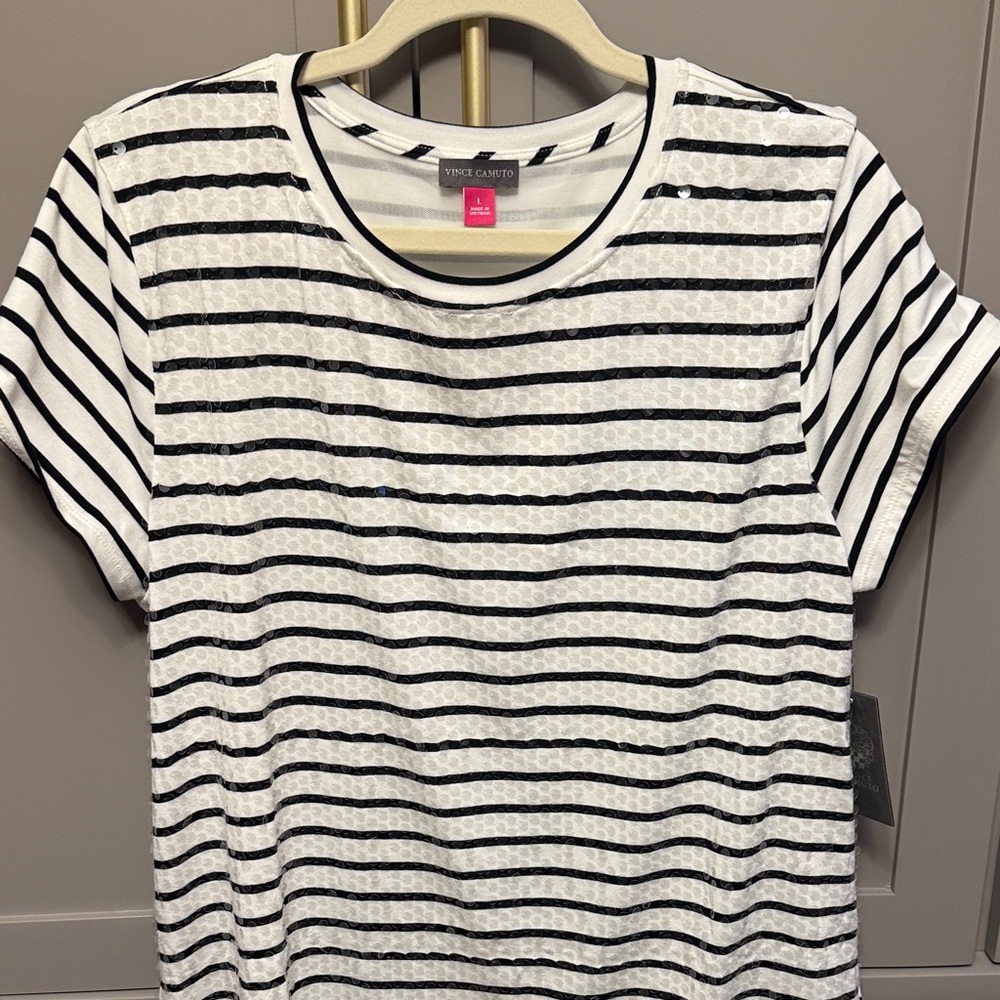 Vince Camuto Women's Black and White Striped Short Sleeve Top